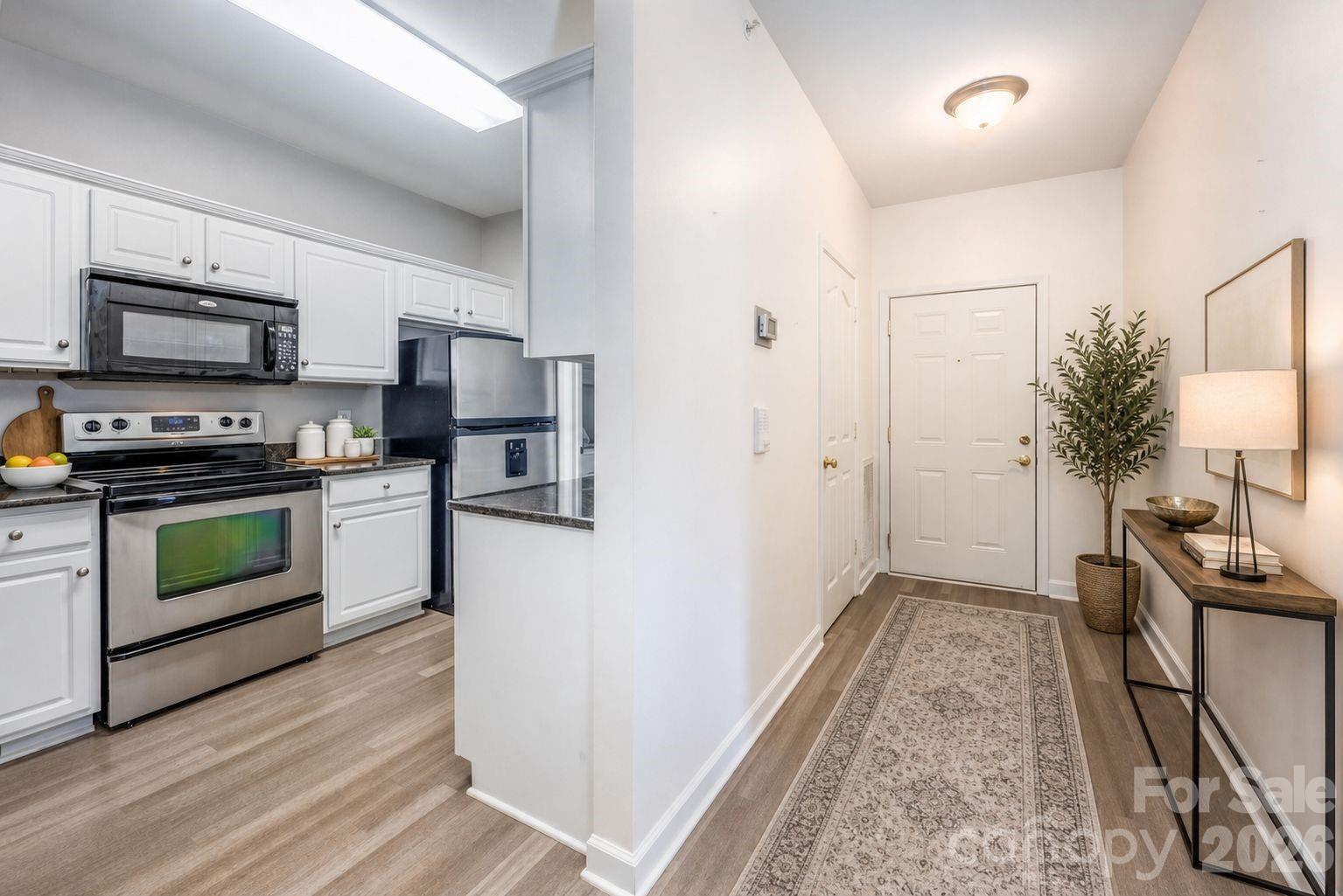 16638 Amberside Road Property Photo 5