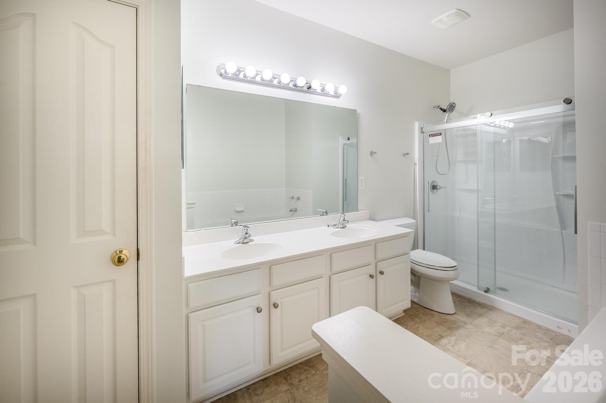 16638 Amberside Road Property Photo 18