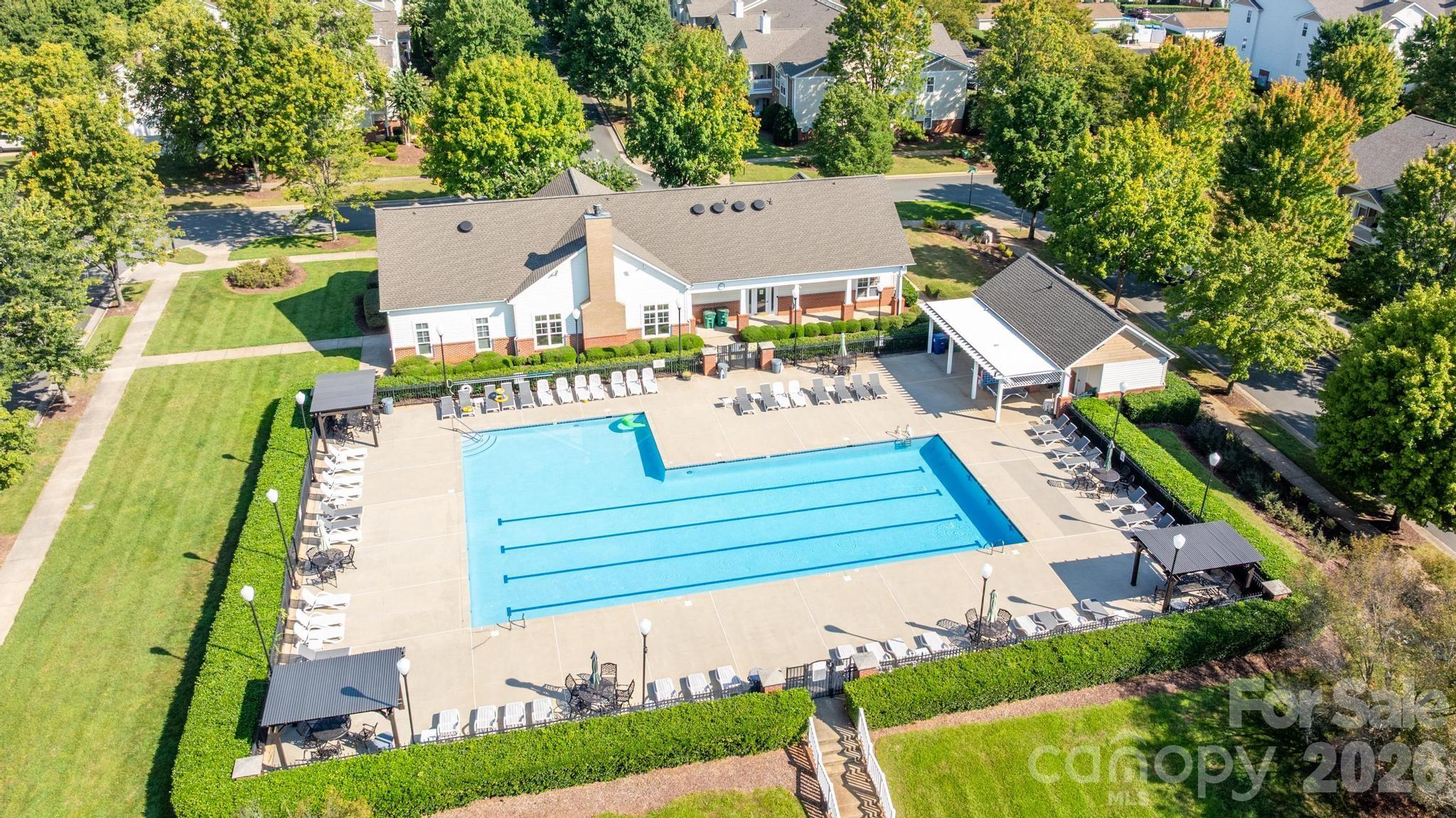 16638 Amberside Road Property Photo 37