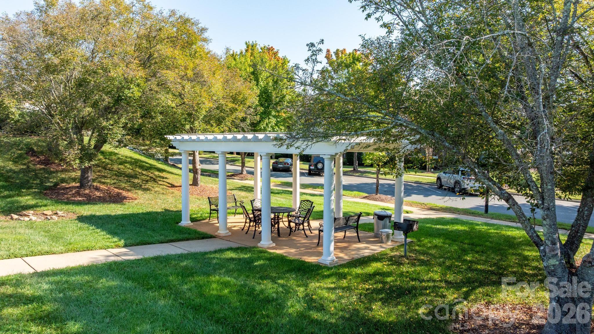 16638 Amberside Road Property Photo 41