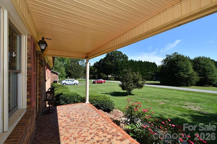 2525 Teague Street Property Photo 5