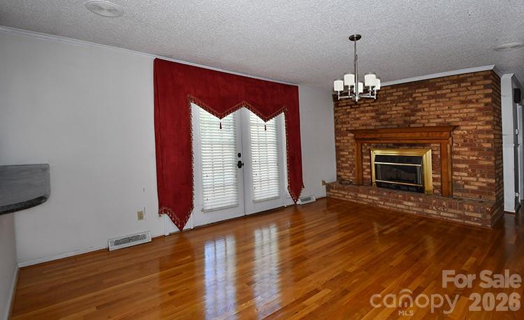 2525 Teague Street Property Photo 11