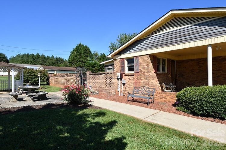 2525 Teague Street Property Photo 28