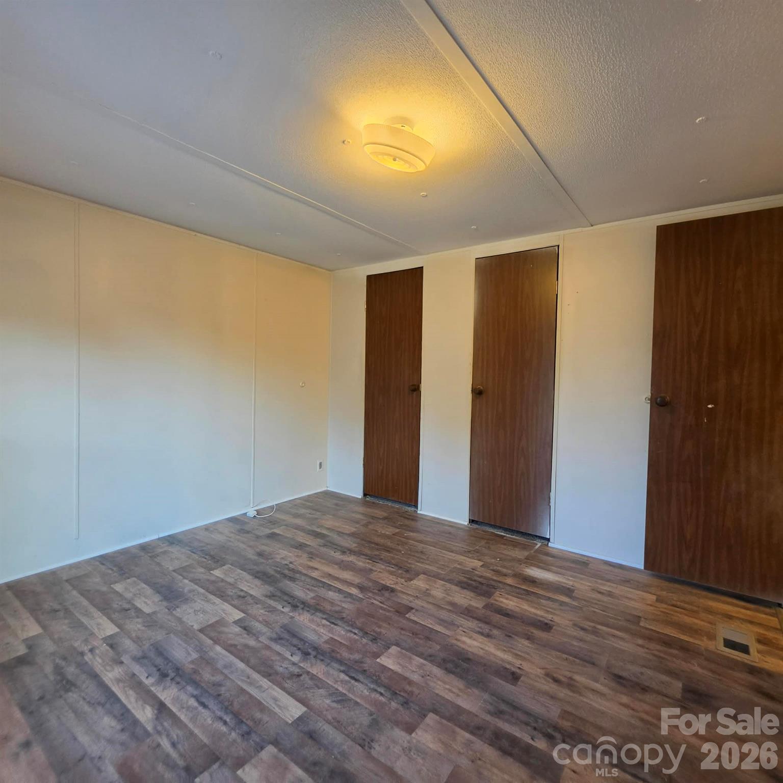902 Barry Oak Road Property Photo 11