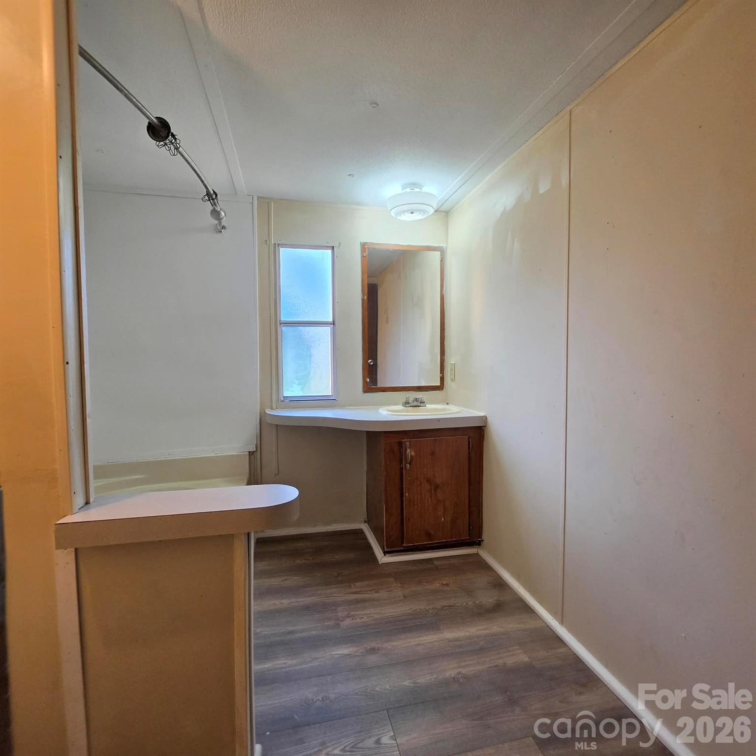 902 Barry Oak Road Property Photo 13