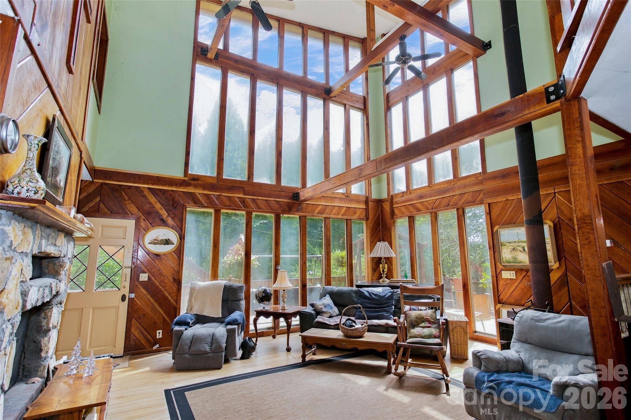 118 Marys Way Property Photo 1