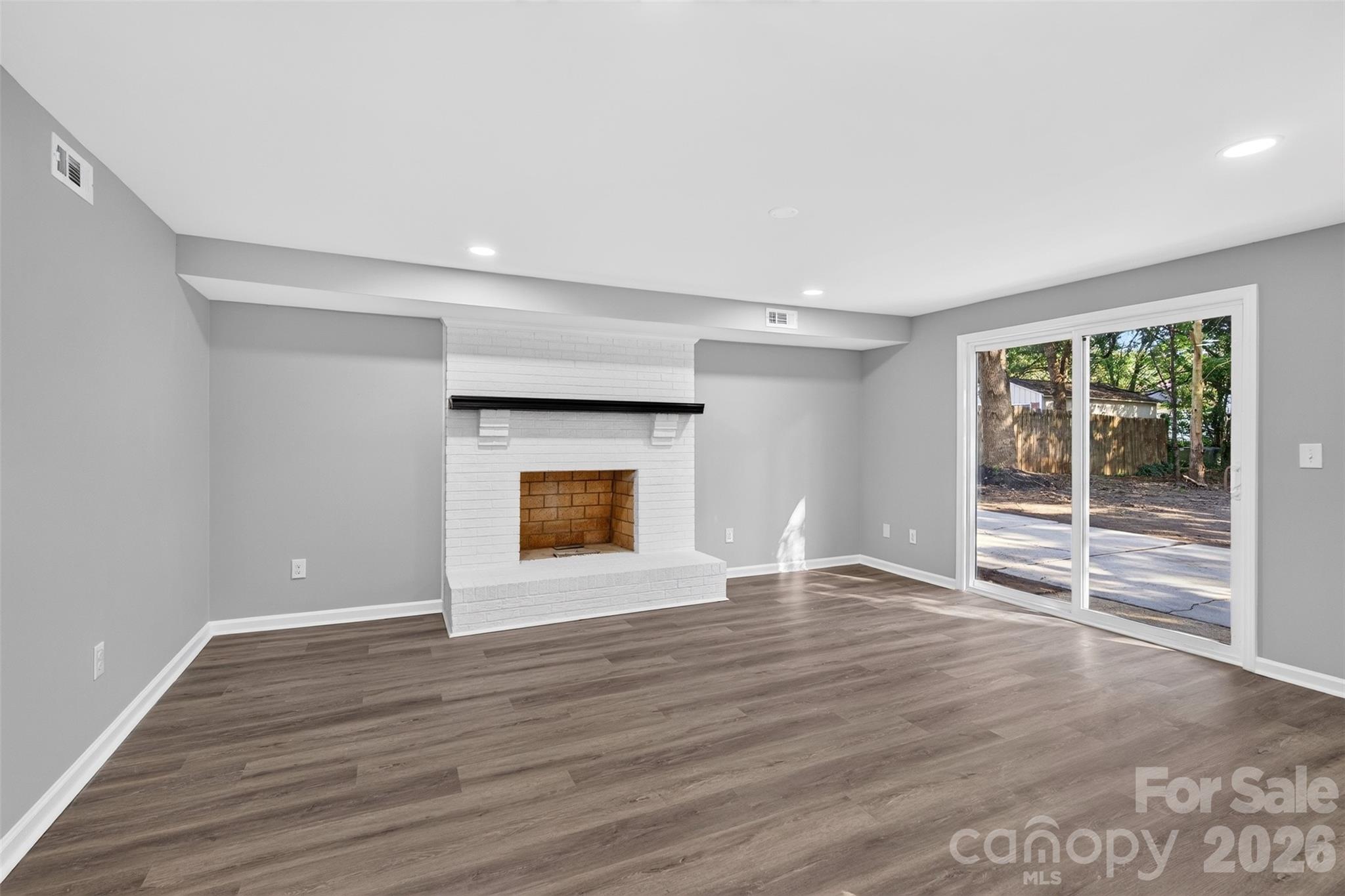 10730 Downpatrick Place Property Photo 9