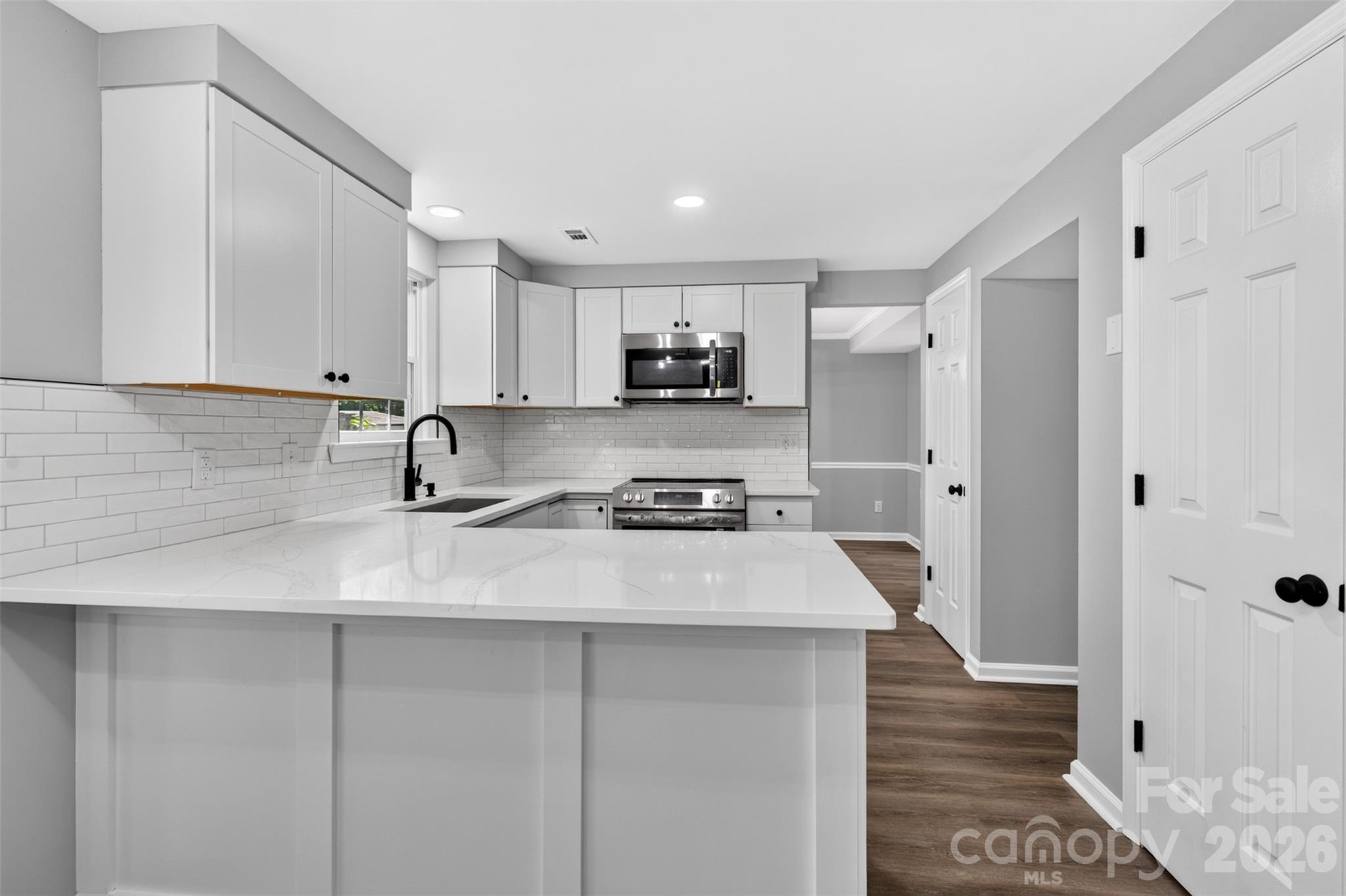 10730 Downpatrick Place Property Photo 13