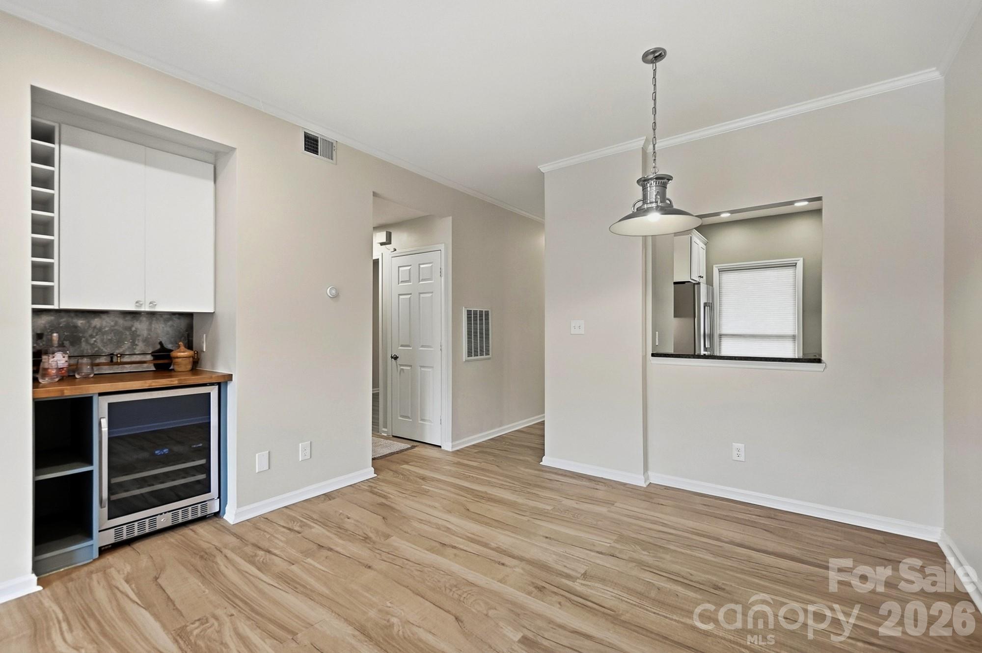 301 Queens Road 207 Property Photo 10