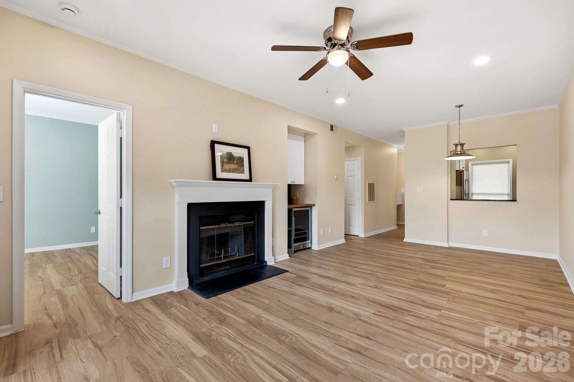 301 Queens Road 207 Property Photo 15
