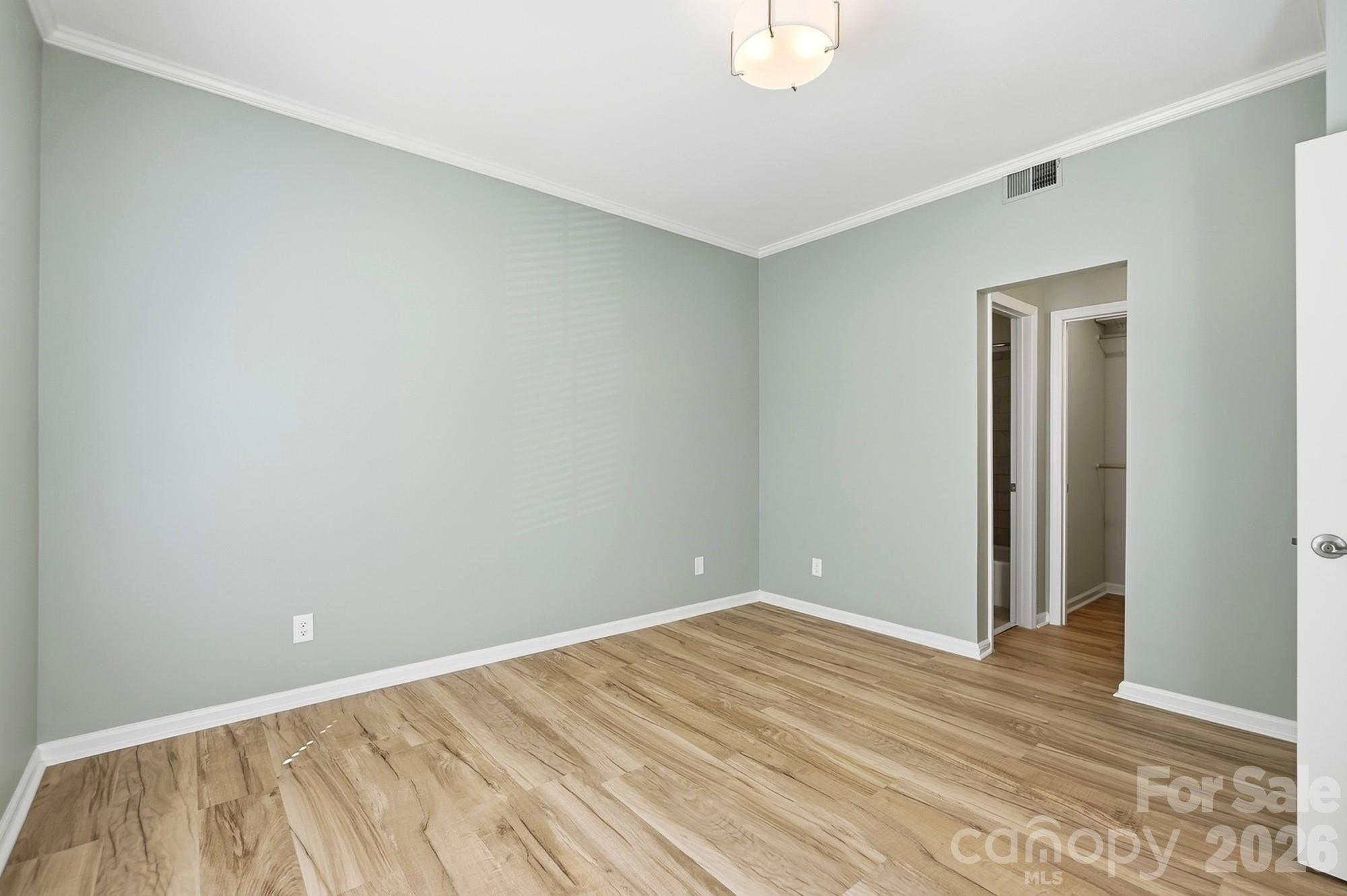 301 Queens Road 207 Property Photo 20