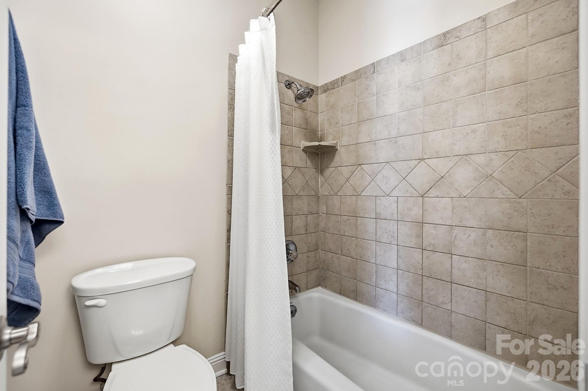 301 Queens Road 207 Property Photo 22