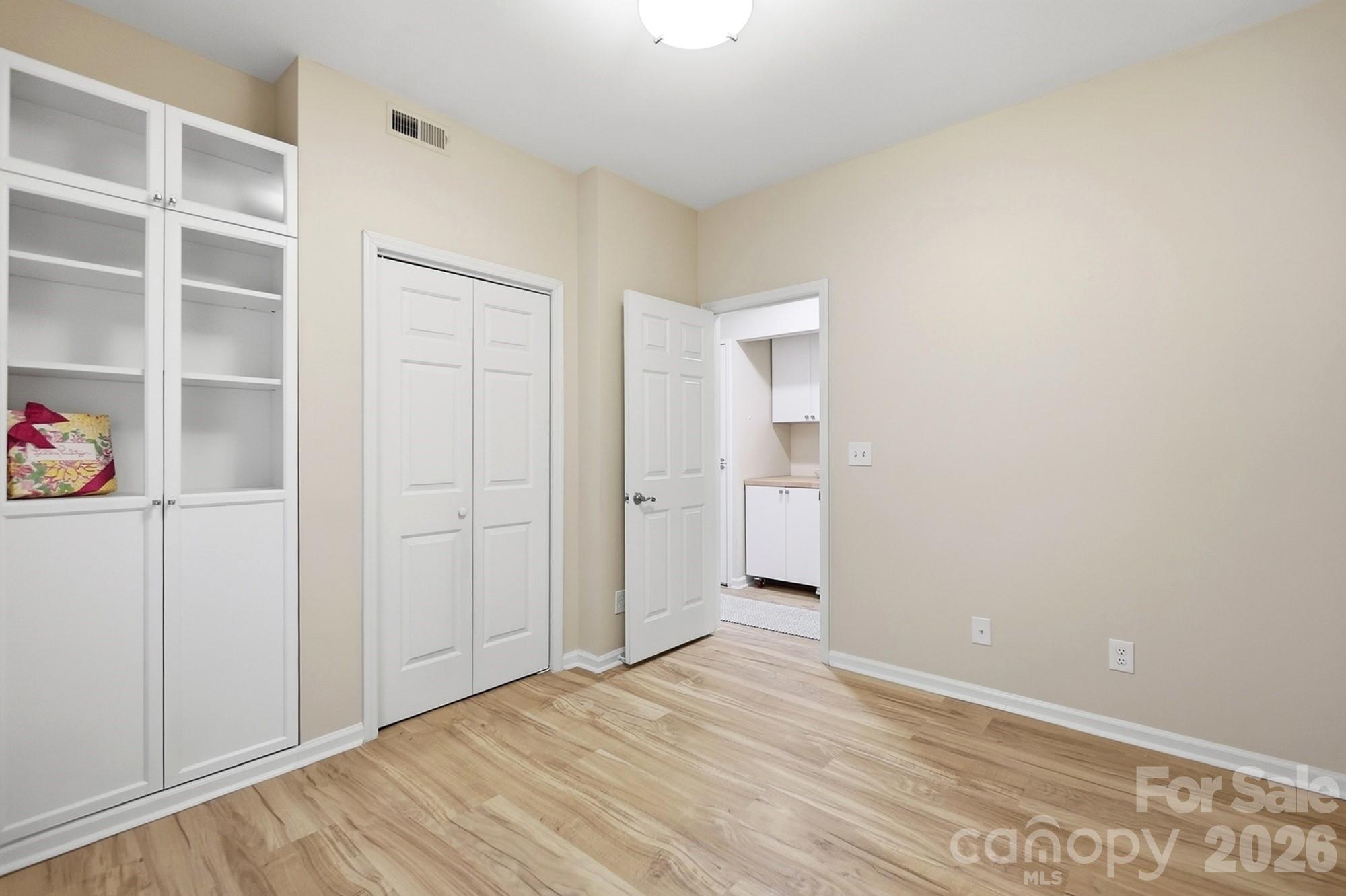 301 Queens Road 207 Property Photo 29