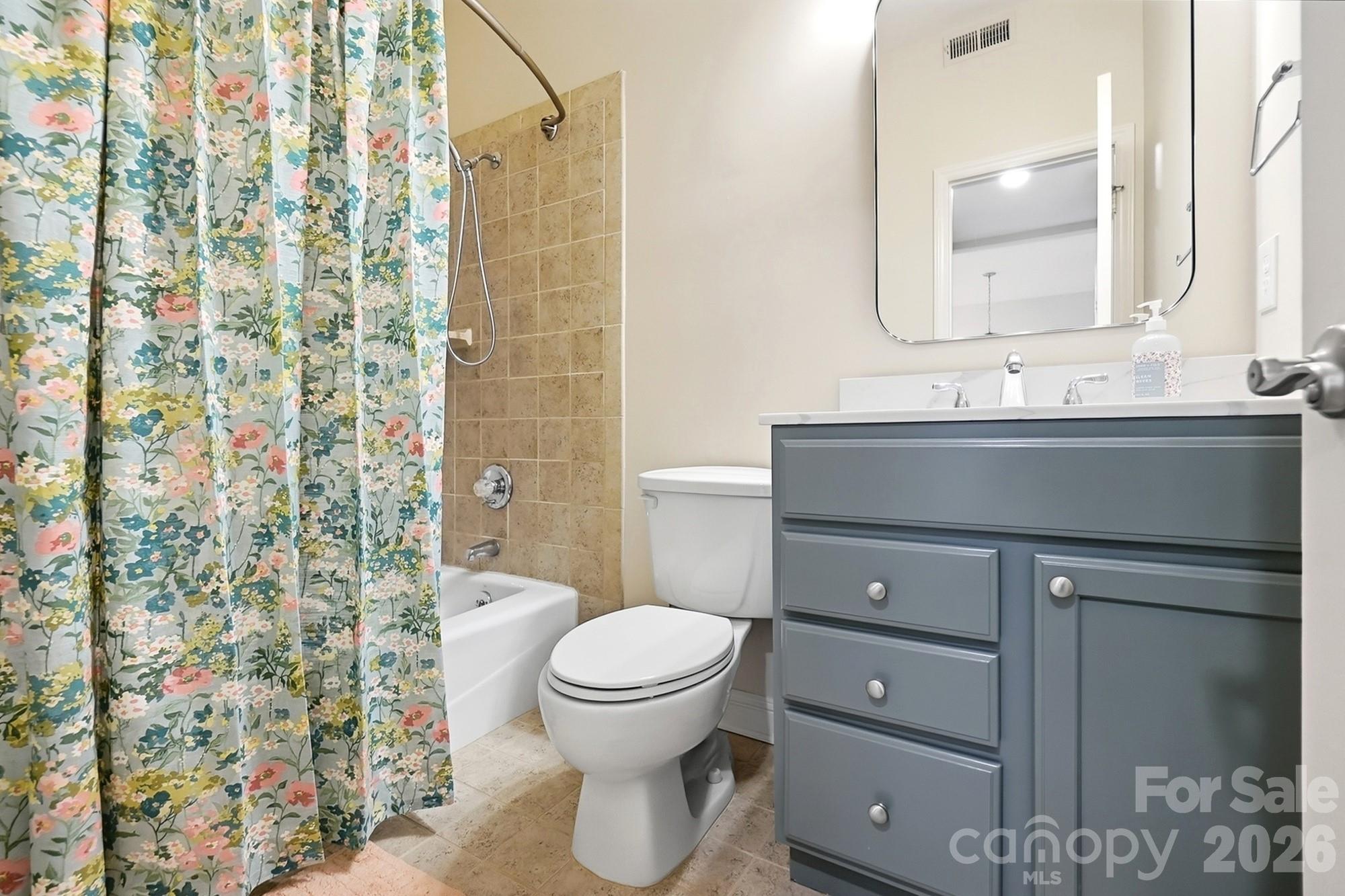 301 Queens Road 207 Property Photo 31