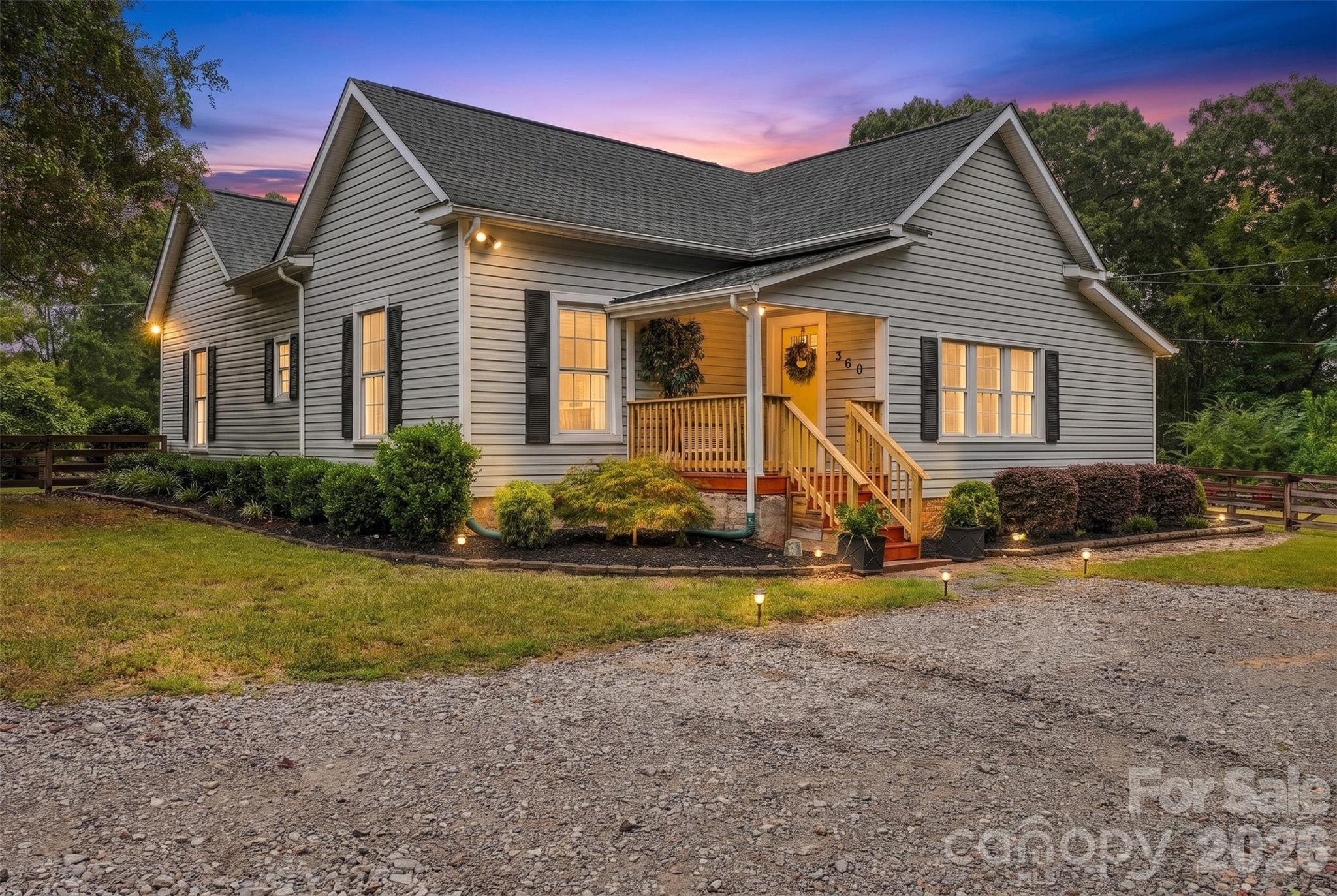360 Oak Drive Property Photo 1