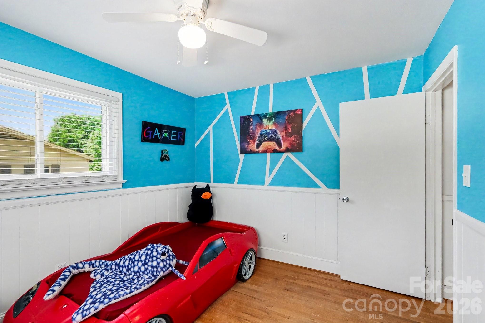 9909 Sunway Drive Property Photo 15