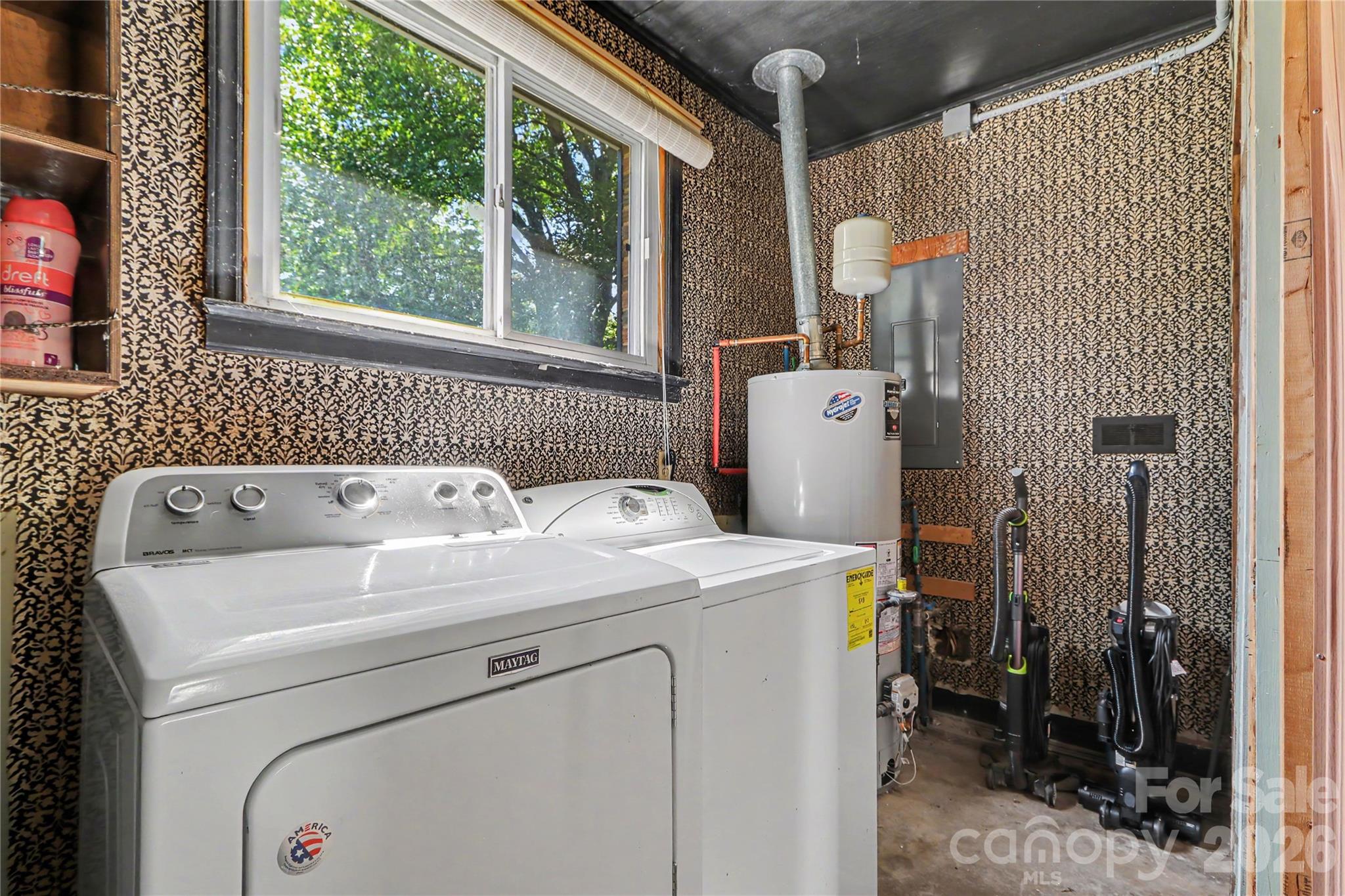 9909 Sunway Drive Property Photo 26