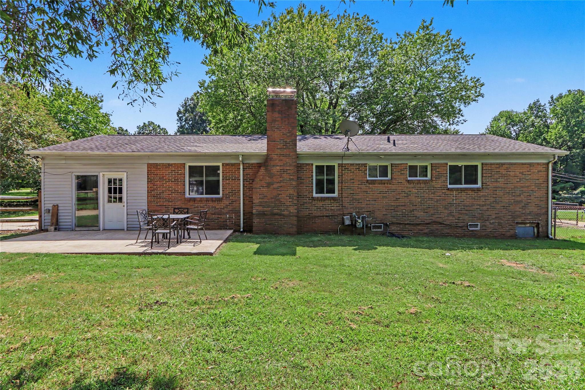 9909 Sunway Drive Property Photo 33