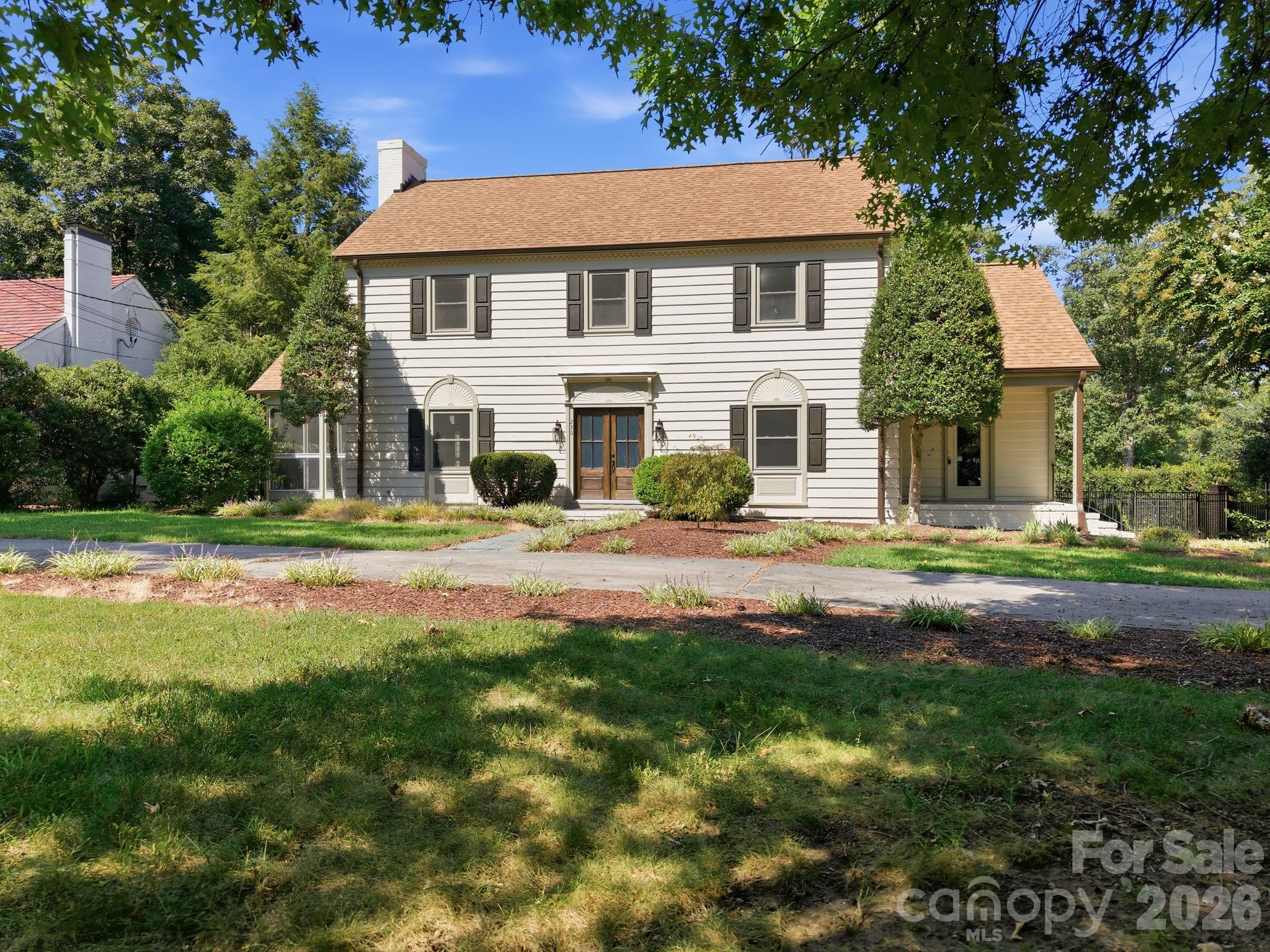 230 Confederate Avenue Property Photo 4