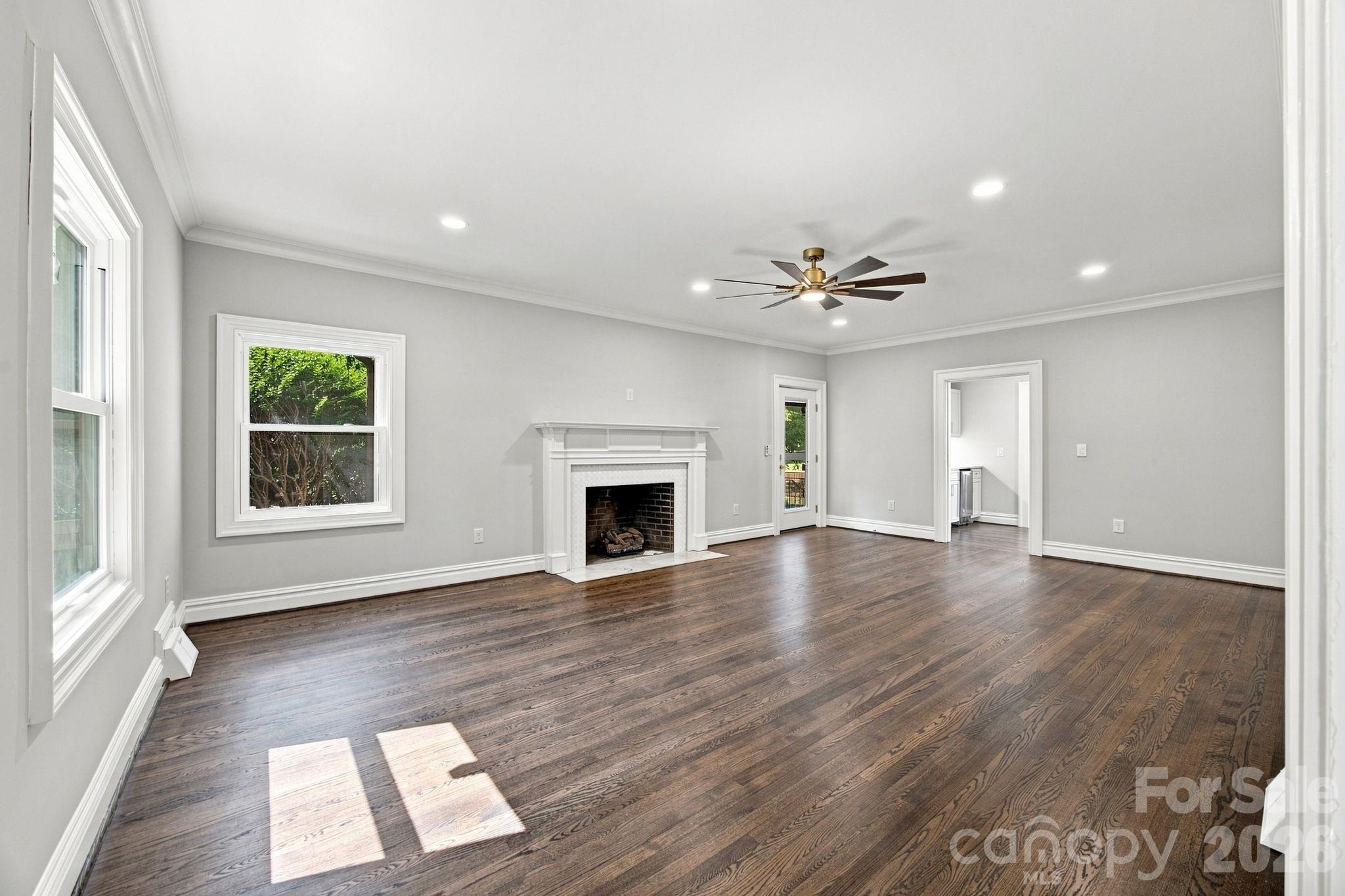 230 Confederate Avenue Property Photo 9
