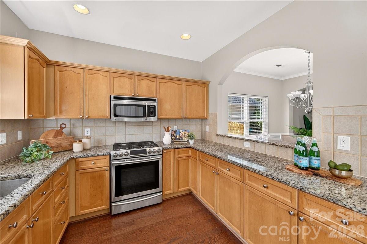 9026 Crusaders Court Property Photo 18