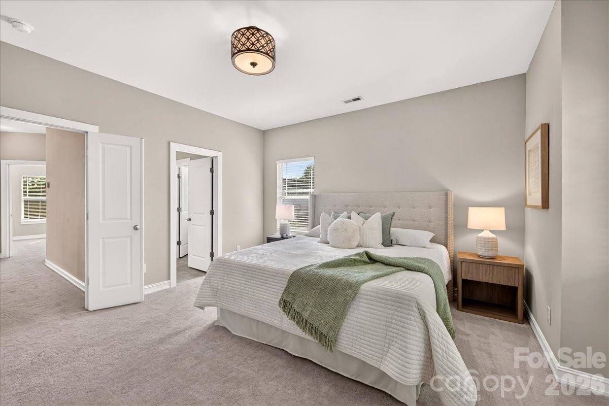 9026 Crusaders Court Property Photo 30