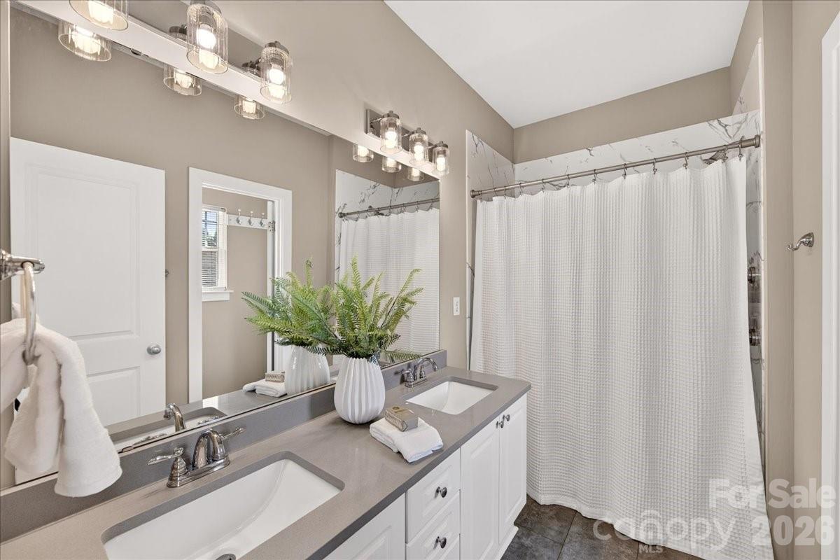9026 Crusaders Court Property Photo 33