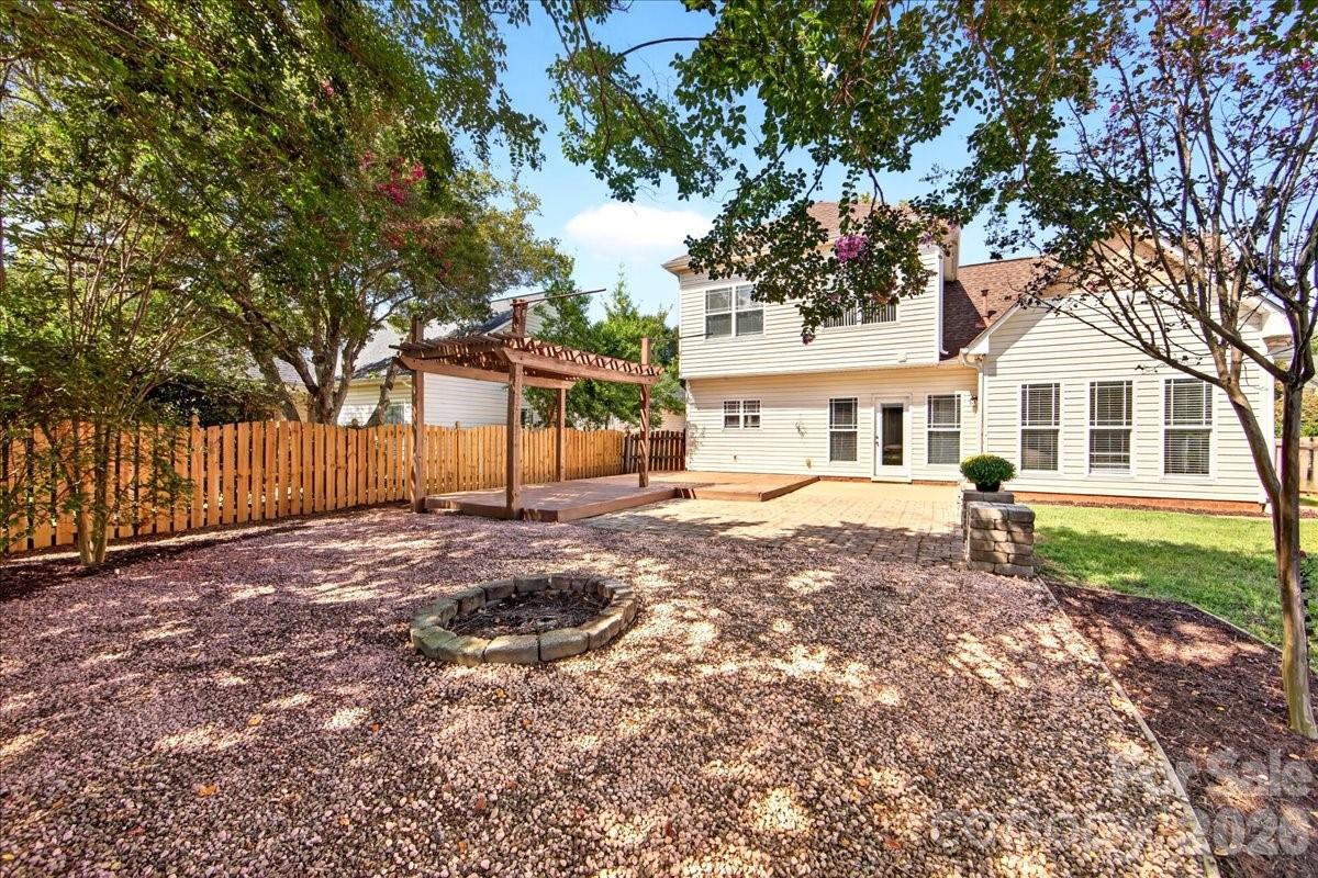 9026 Crusaders Court Property Photo 43