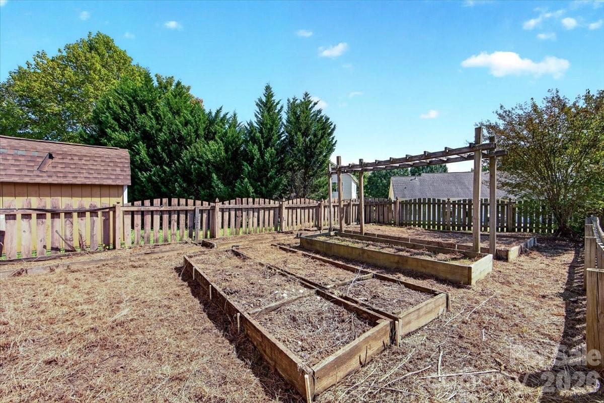 9026 Crusaders Court Property Photo 46