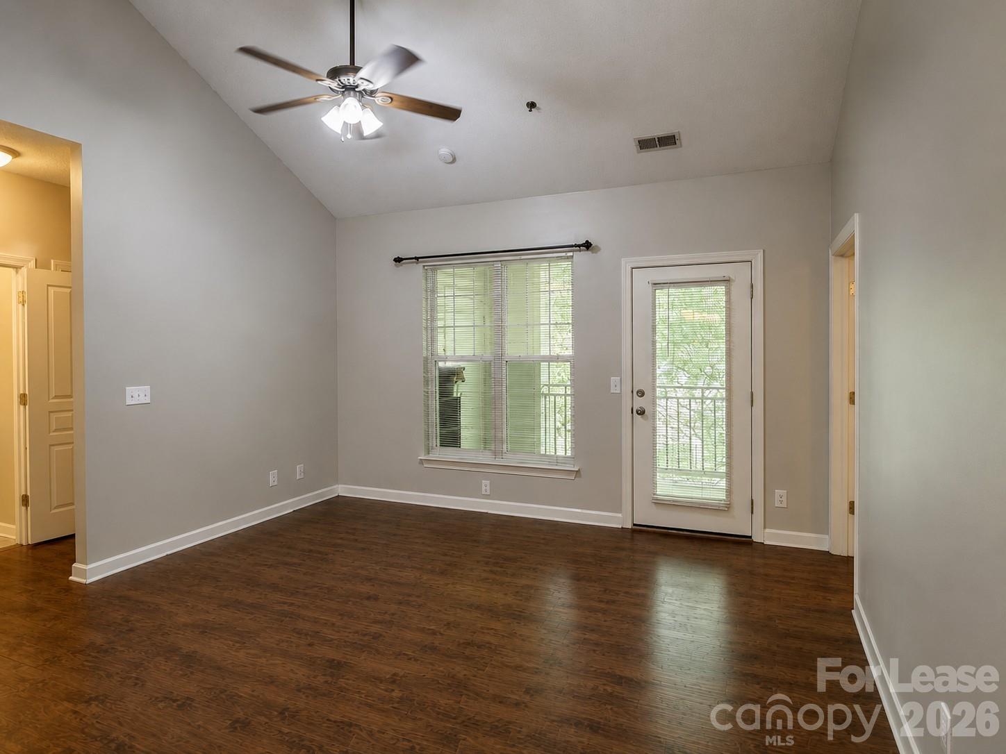 18710 Oakhurst Boulevard 3a Property Photo 7