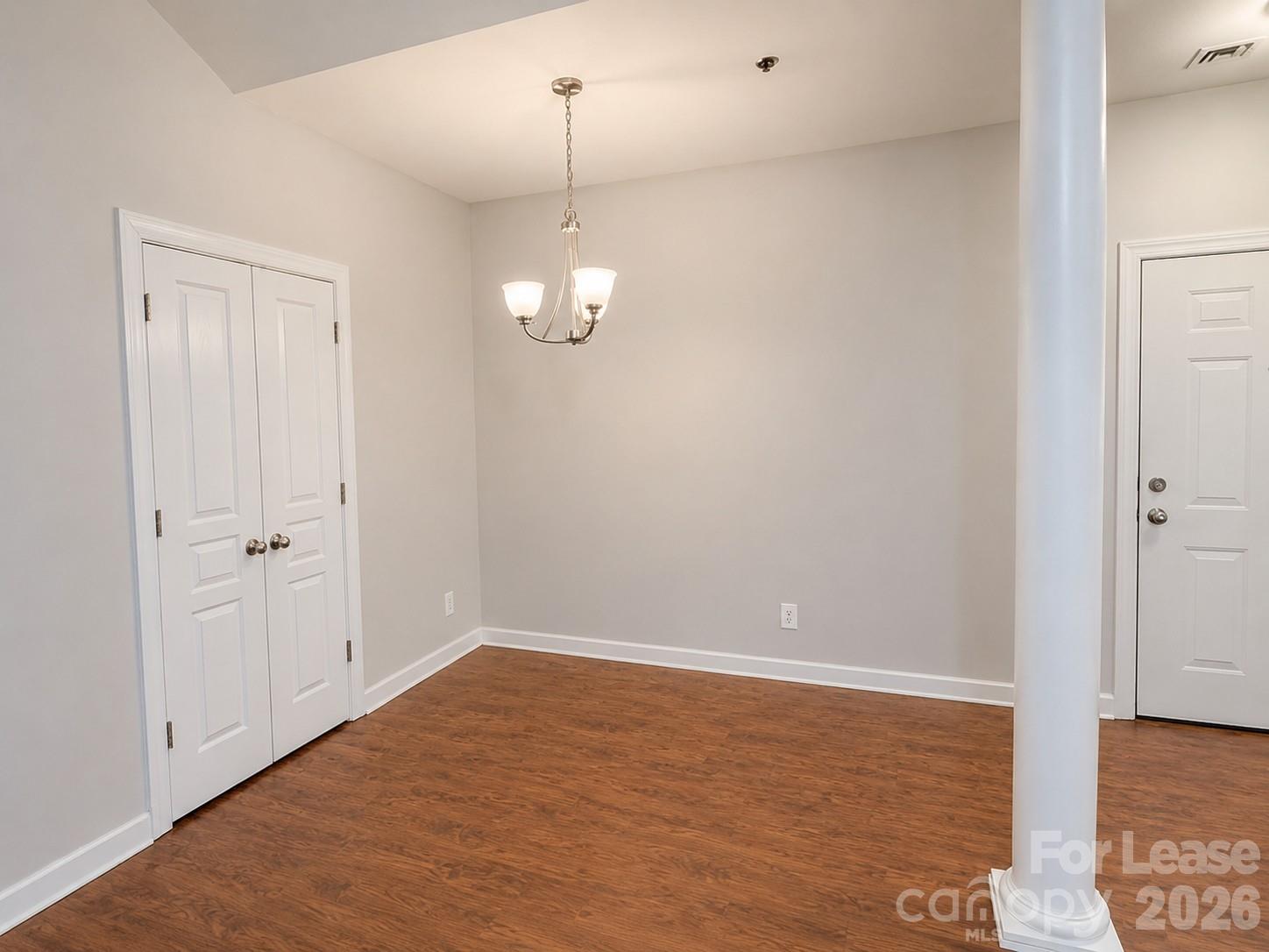 18710 Oakhurst Boulevard 3a Property Photo 9