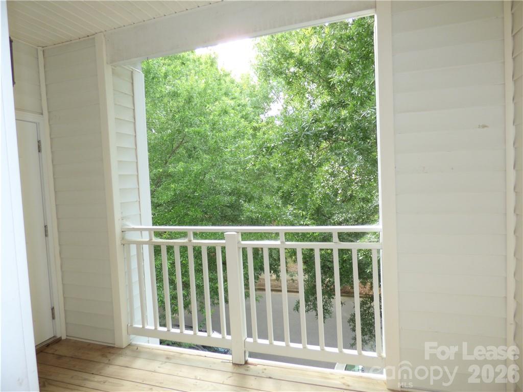 18710 Oakhurst Boulevard 3a Property Photo 20
