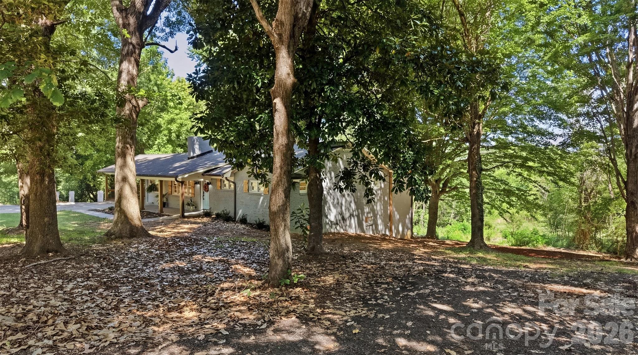 334 Country Lane Property Photo 11