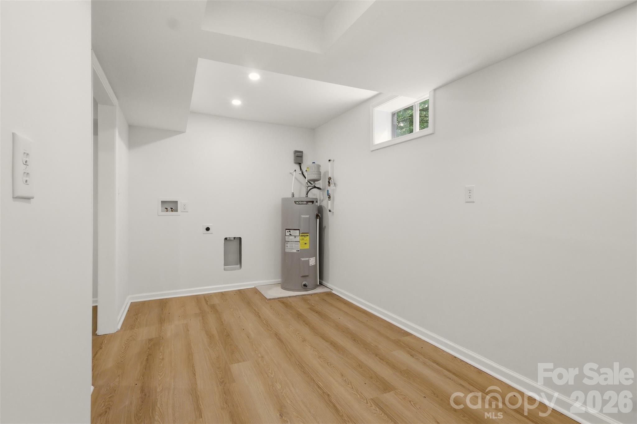 334 Country Lane Property Photo 23