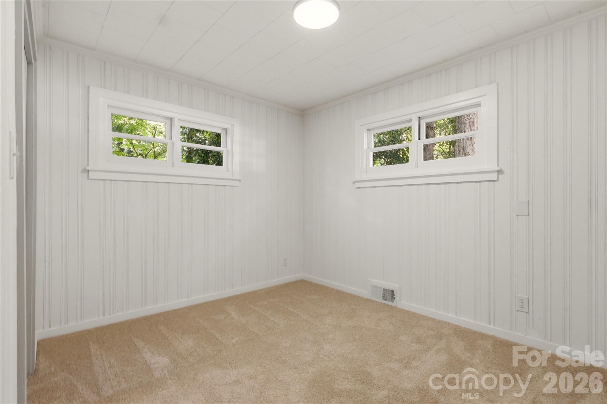 334 Country Lane Property Photo 28