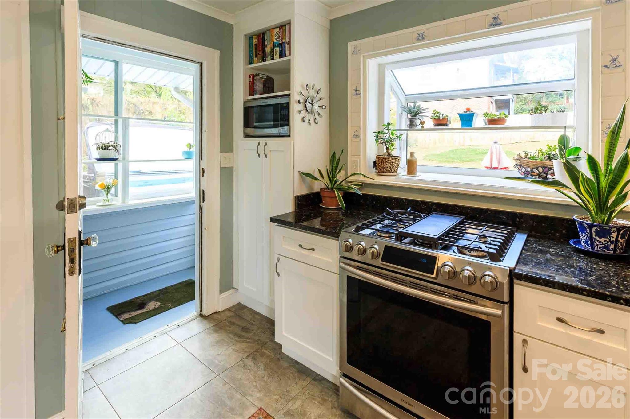 54 Belmont Avenue 12 Property Photo 24