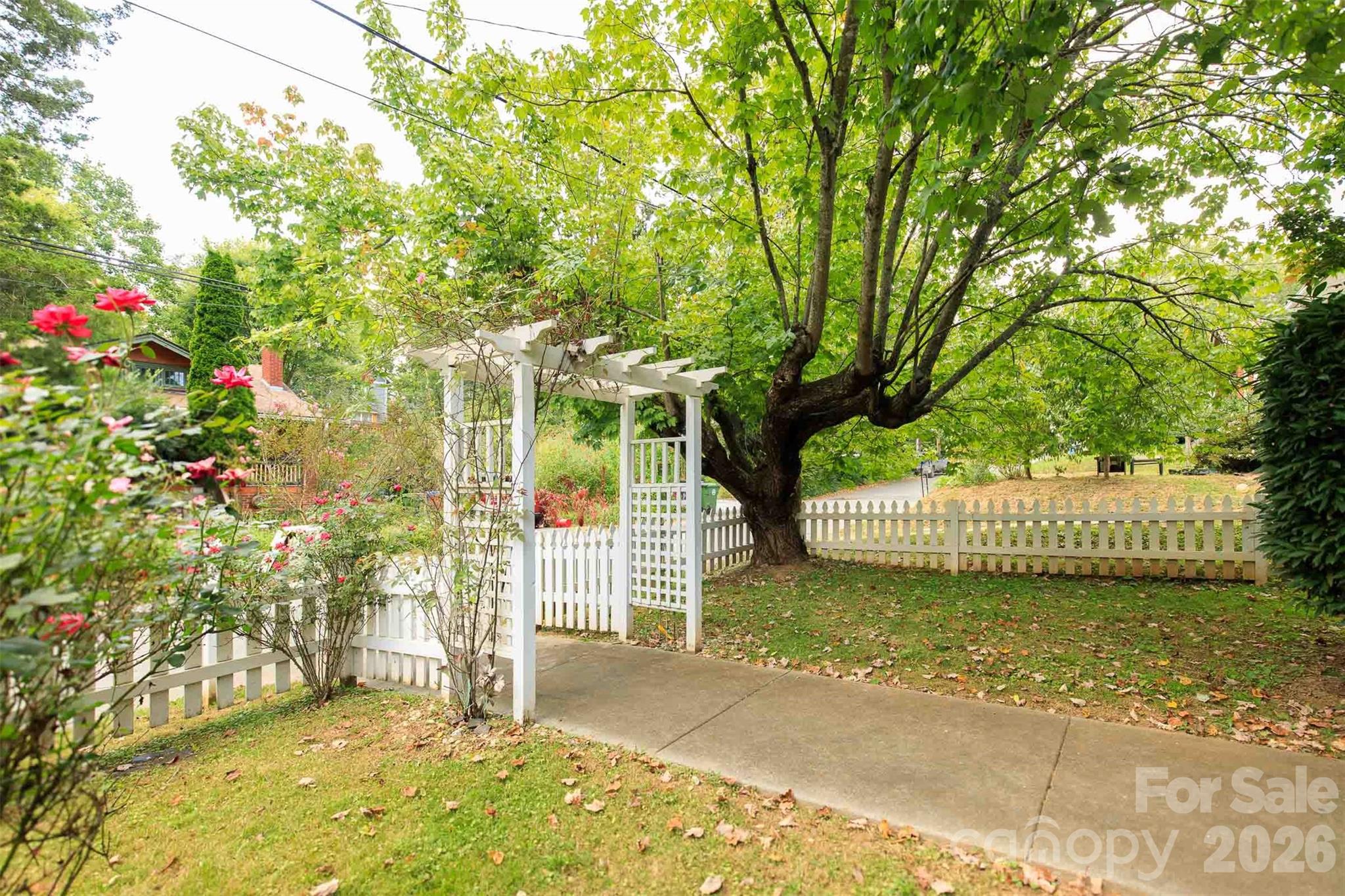 54 Belmont Avenue 12 Property Photo 38