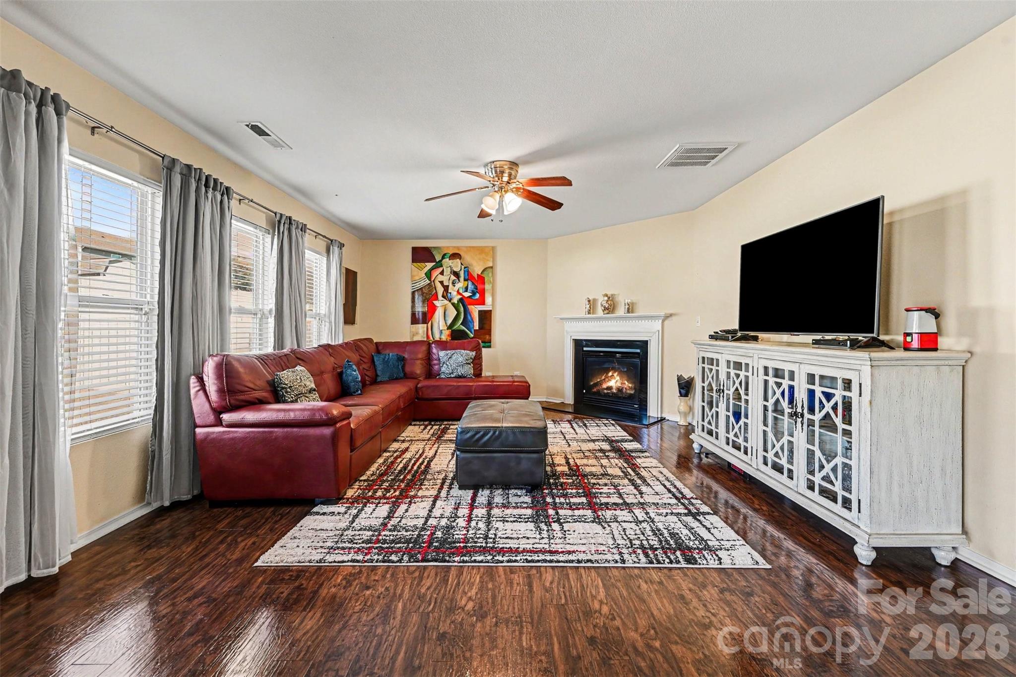 1043 Bent Branch Street Property Photo 6