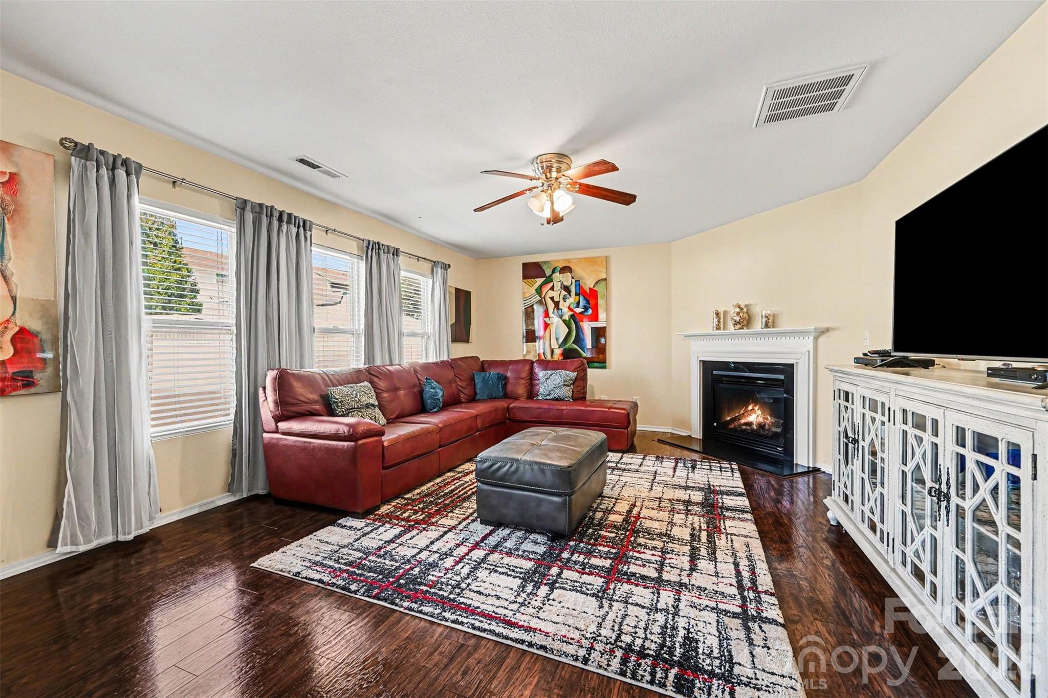 1043 Bent Branch Street Property Photo 7