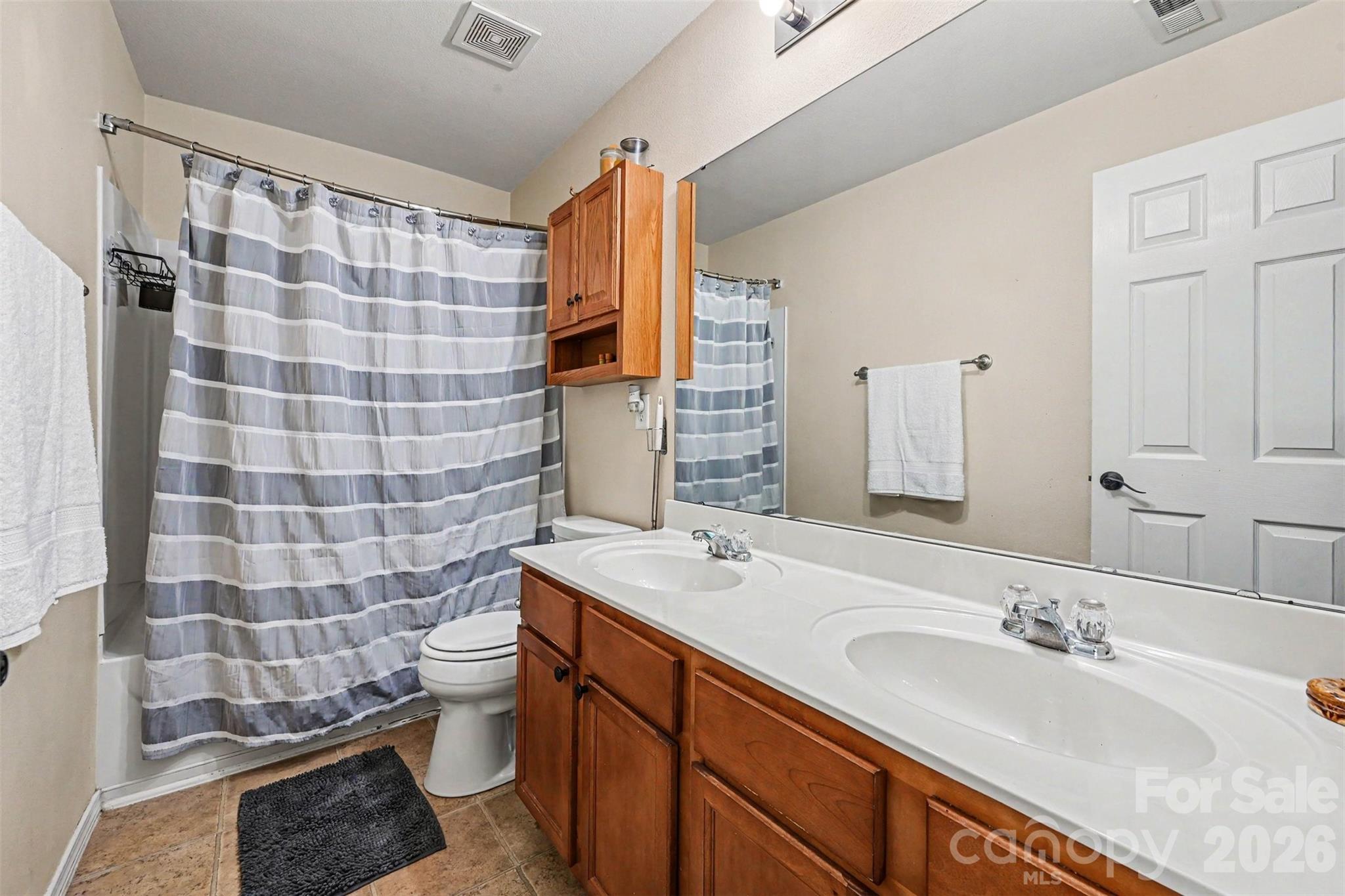 1043 Bent Branch Street Property Photo 24