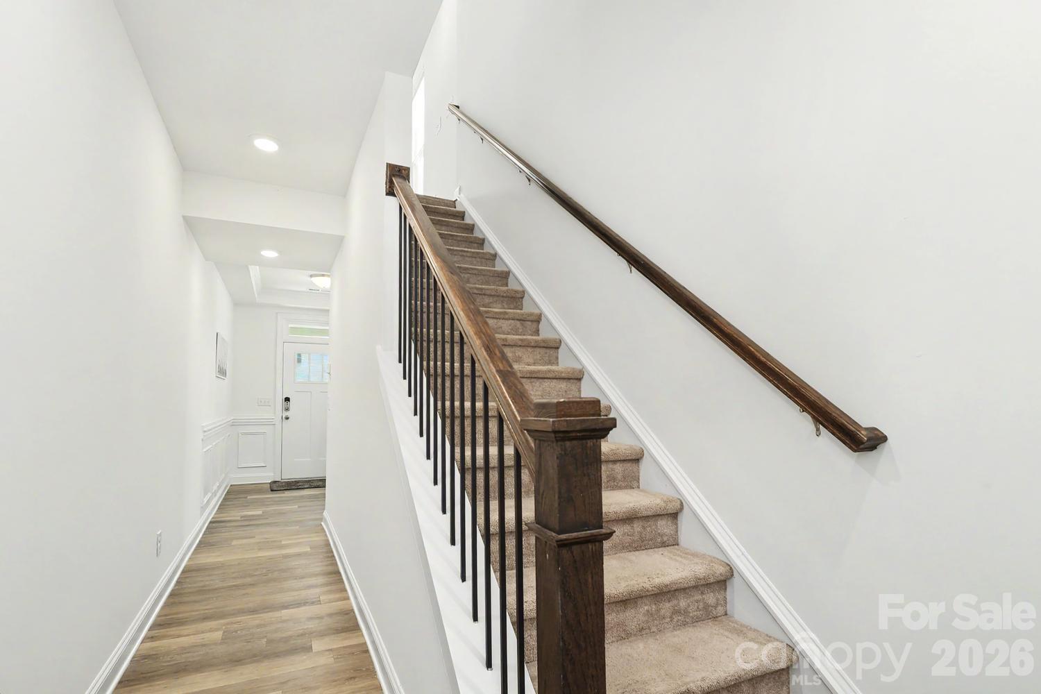 10307 Glenmere Creek Circle Property Photo 5
