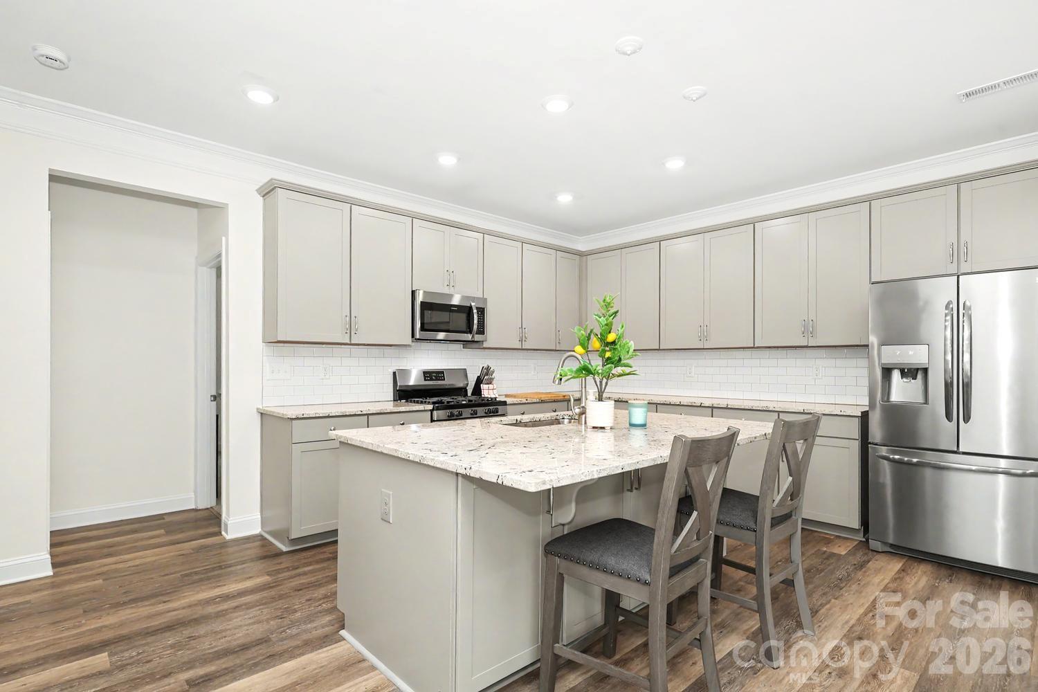 10307 Glenmere Creek Circle Property Photo 10