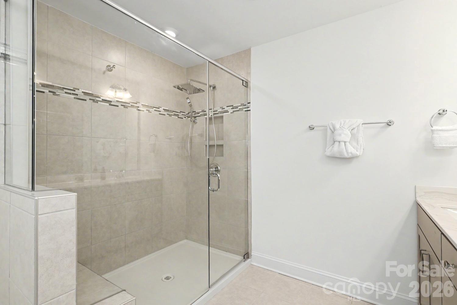 10307 Glenmere Creek Circle Property Photo 17