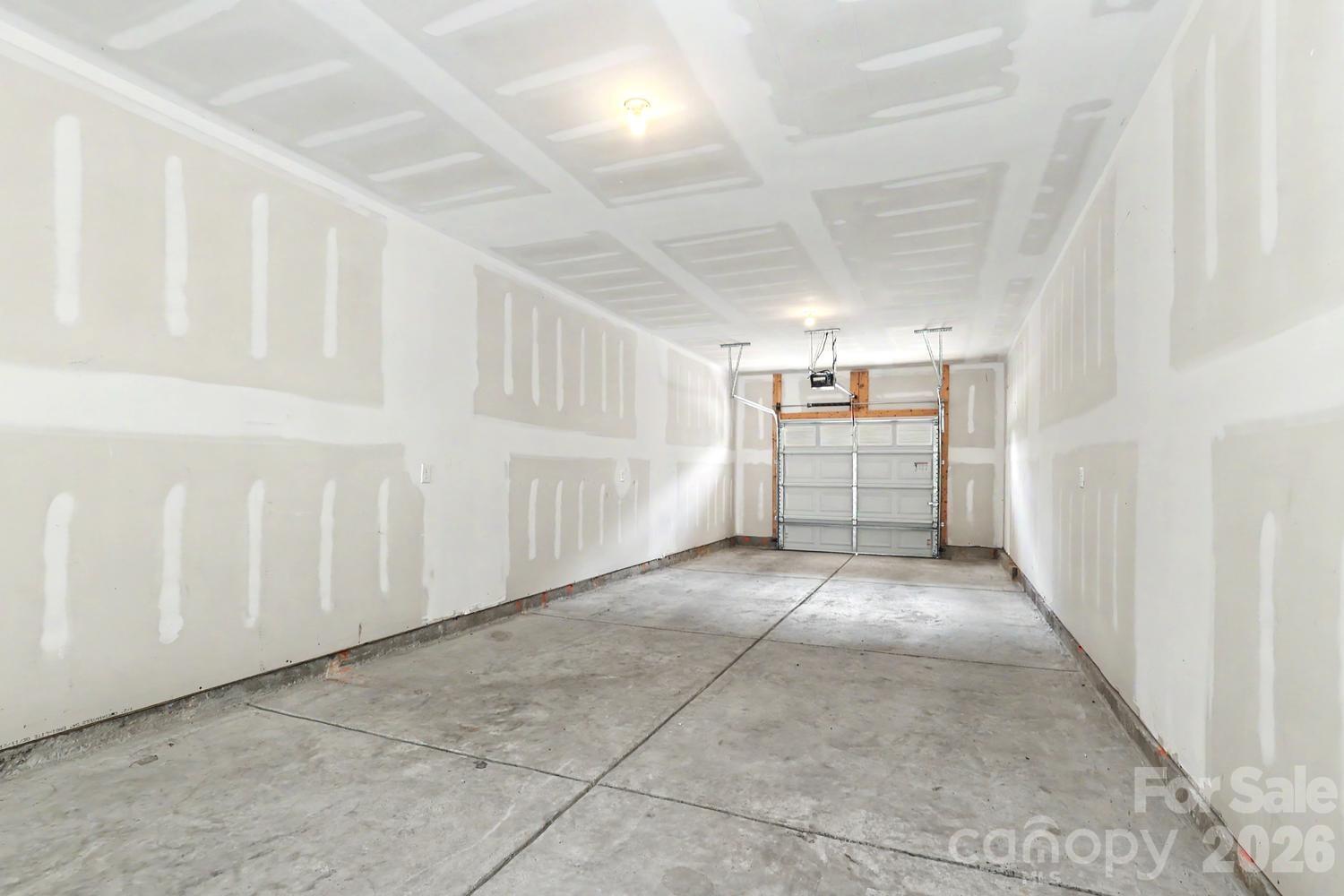 10307 Glenmere Creek Circle Property Photo 24