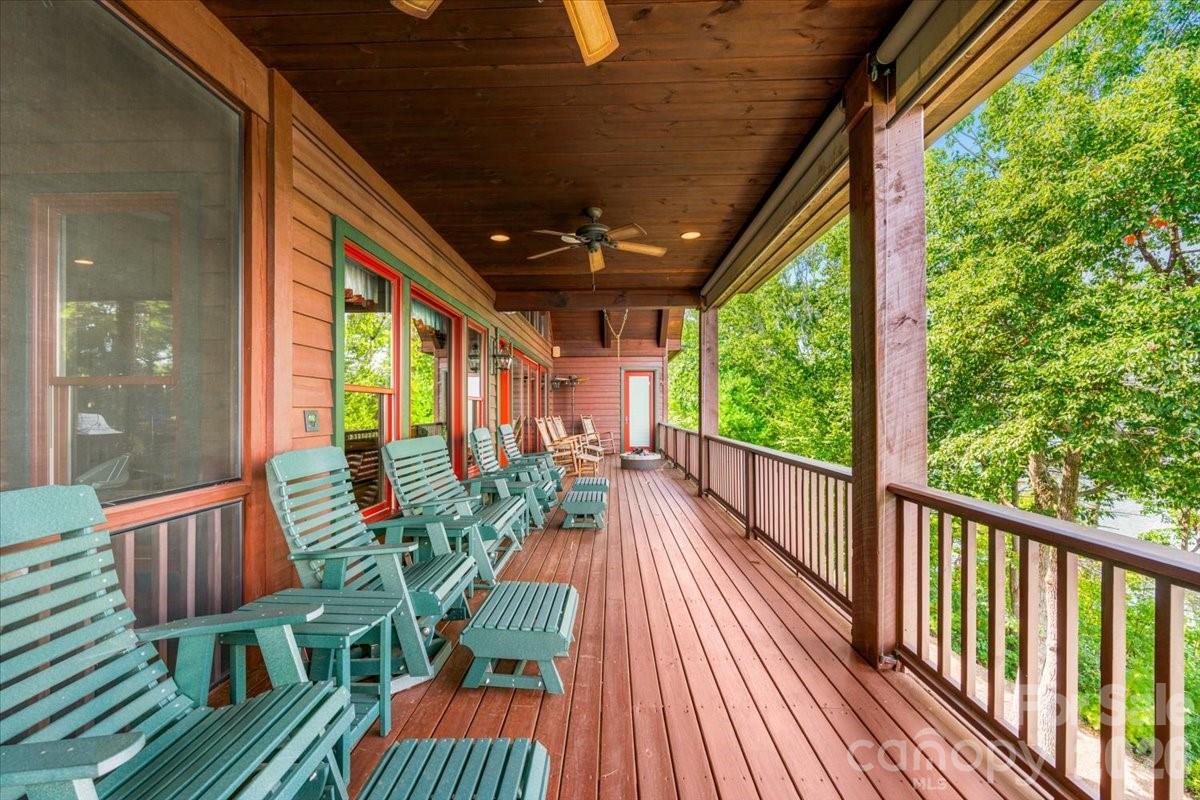 5140 Beech Bluff Drive Property Photo 6