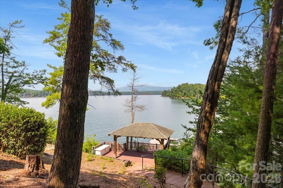 5140 Beech Bluff Drive Property Photo 9