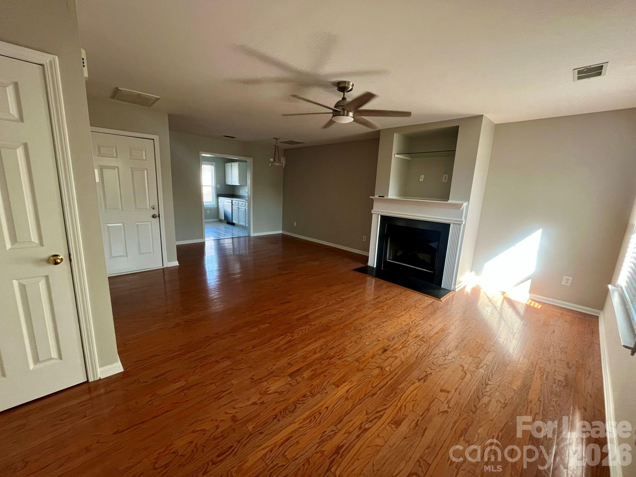 16854 Bridgeton Drive Property Photo 2
