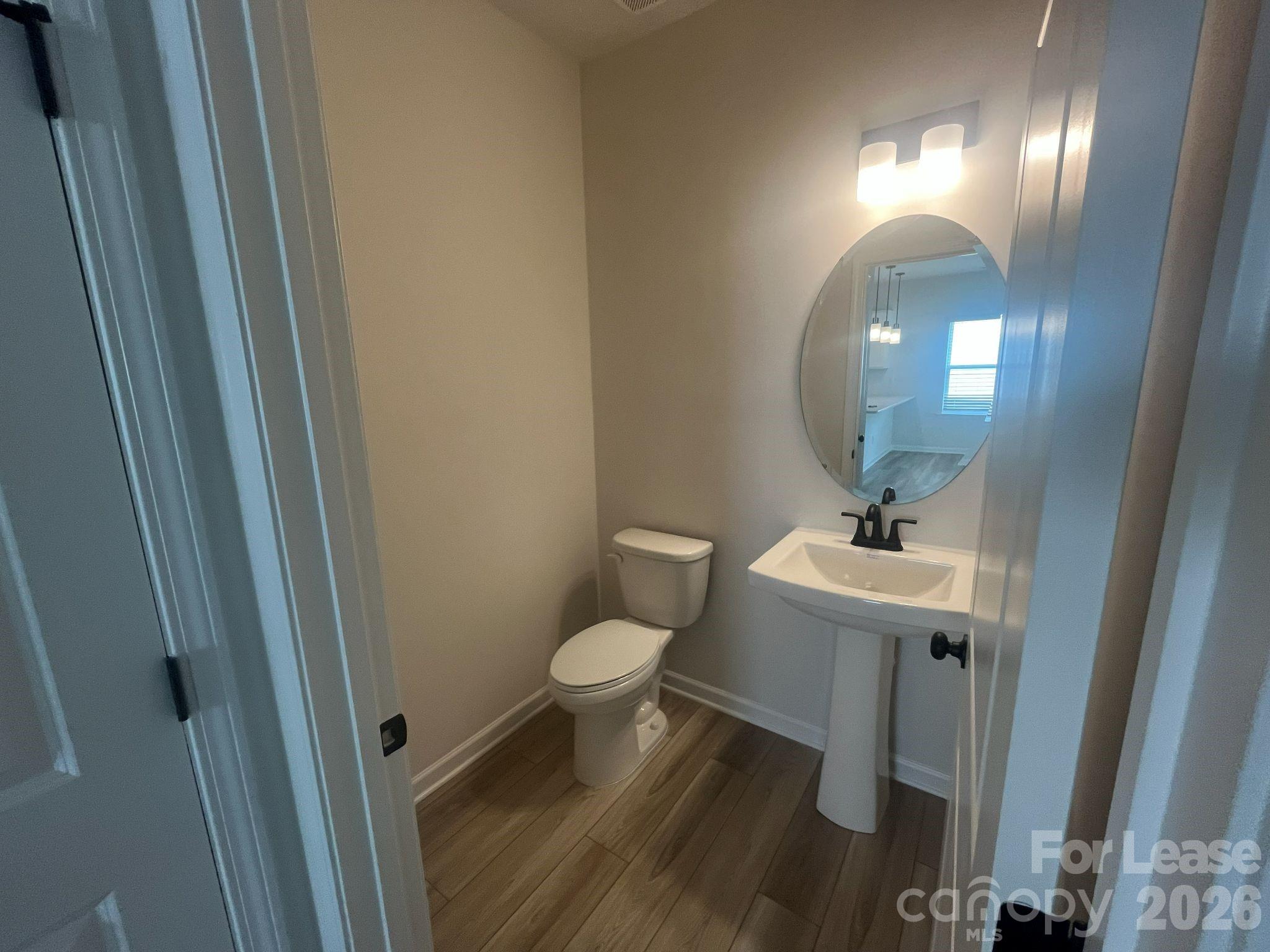 1100 Langston Lane Property Photo 8