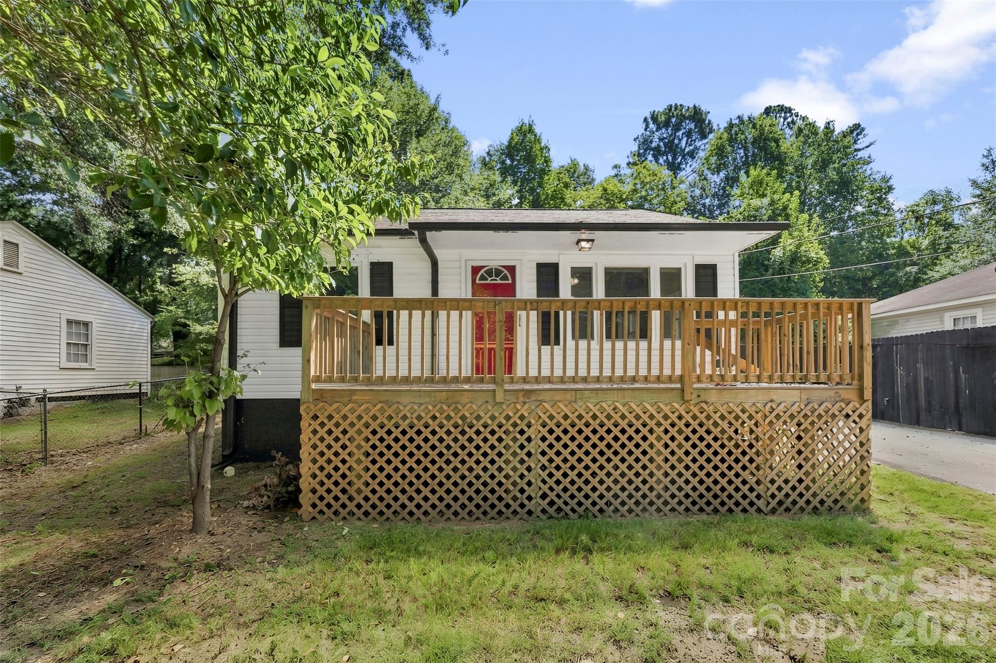 816 S Weldon Street Property Photo 1