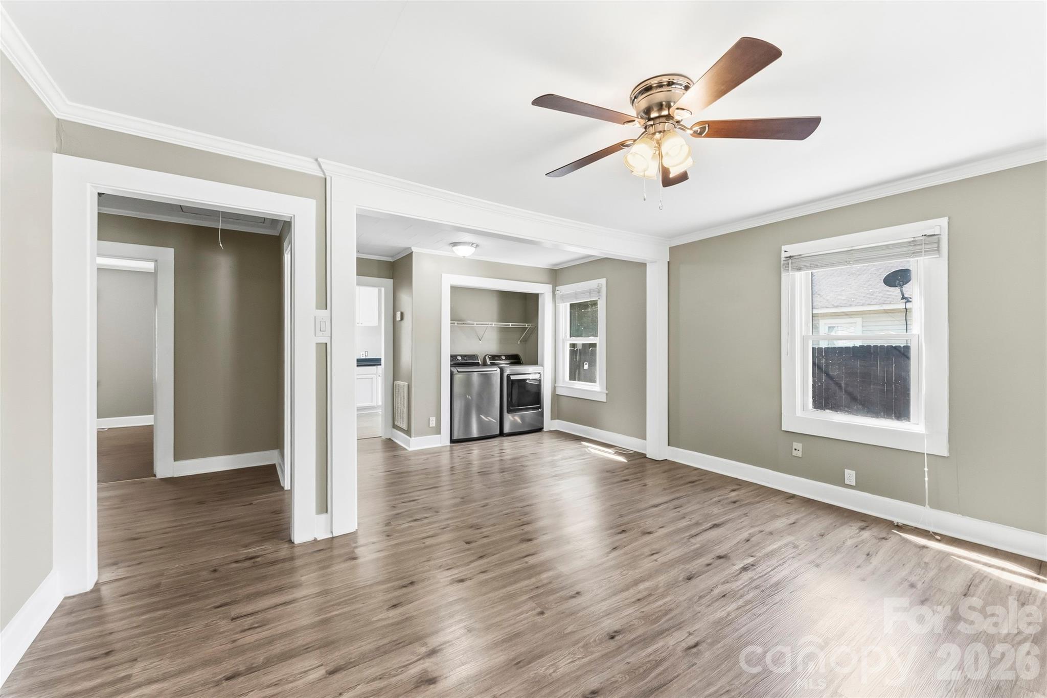 816 S Weldon Street Property Photo 4